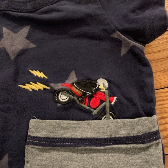 Hanna Andersson Blue Tee Shirt with Stars and Motorcycle Size 12-18 Months - Picture 3 of 4